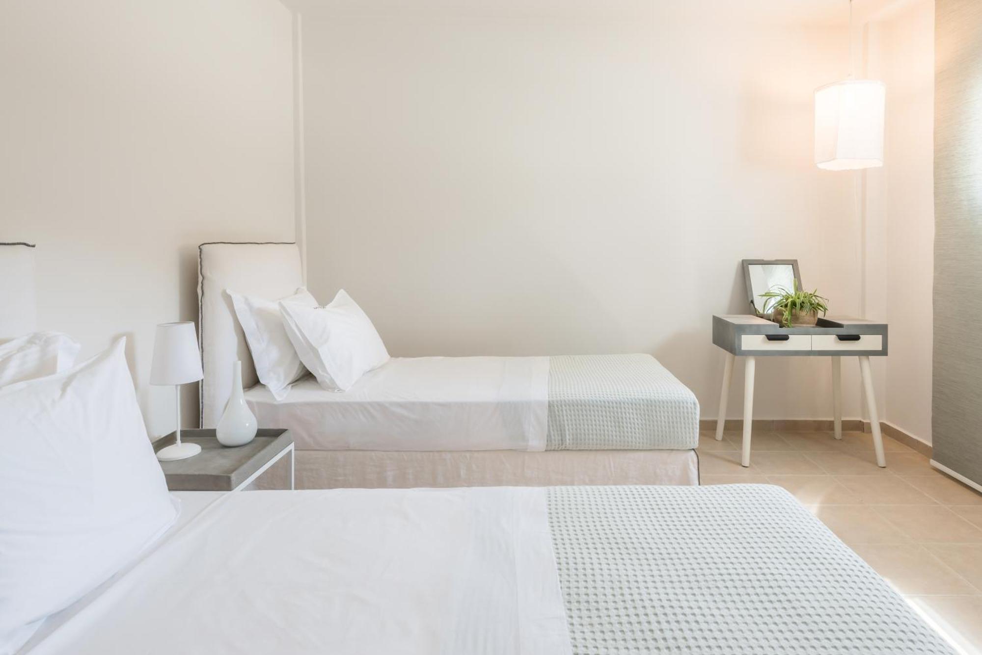 Eneos Kythnos Beach Villas-Elegant And Comfort Villas Cameră foto